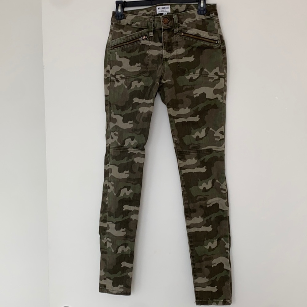 Army print pants